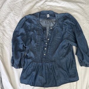 💙GAP Classic Blue Denim Top